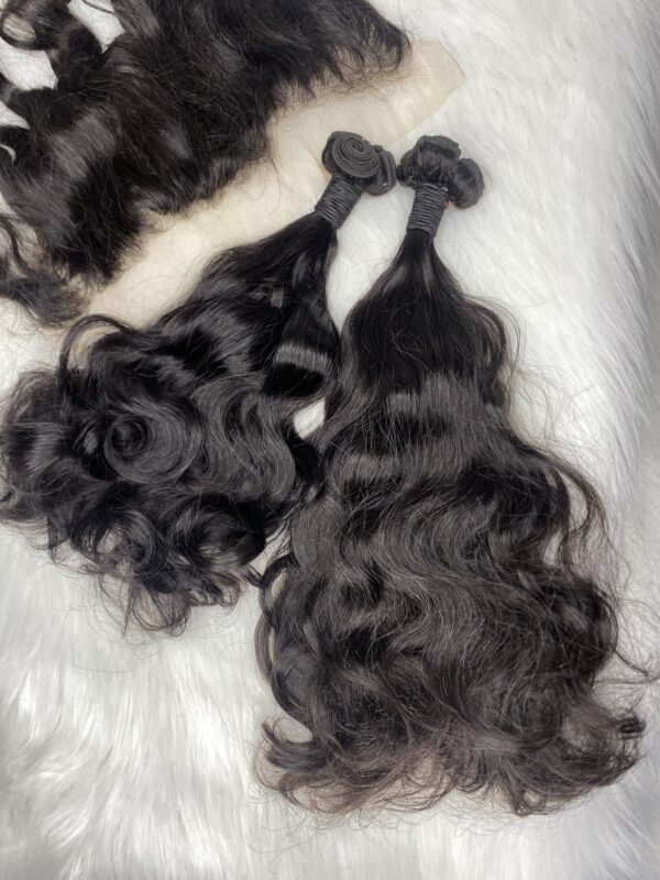 Raw donor Vietnamese SDD natural Loose wavy human hair bundles & 13x4 frontal