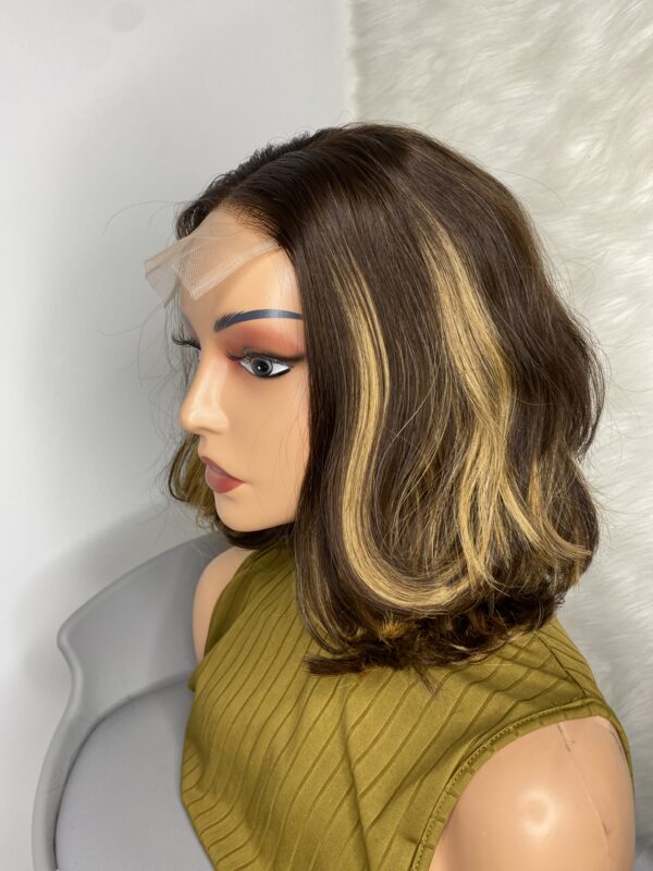 IMG_9792 Raw Vietnamese SDD Human Hair Bouncy Wig (striped Highlights)